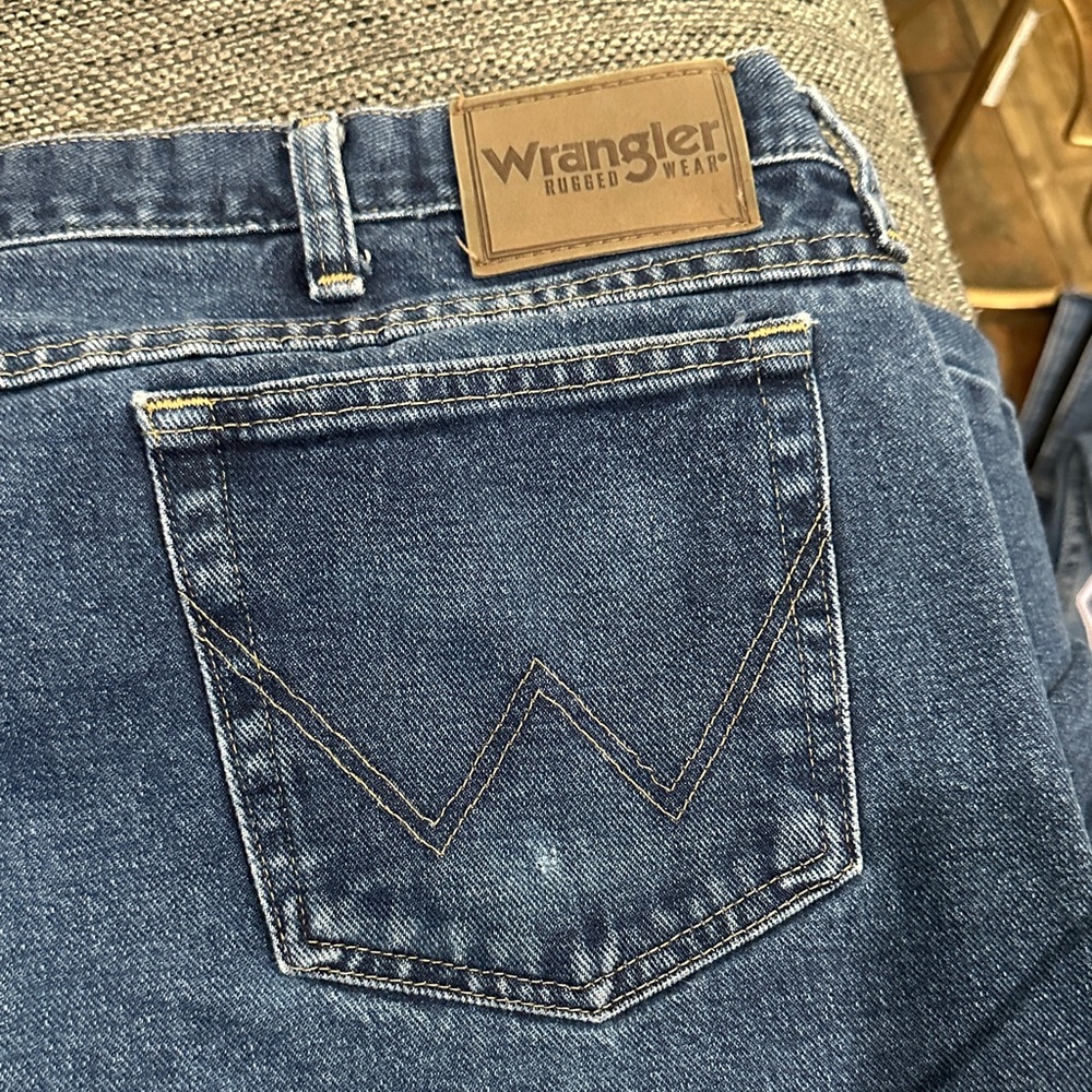 Wrangler Rugged Wear Dark Blue Jeans